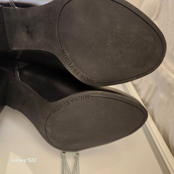 Michael Kors Evaline Almond Toe High Heel Booties Black / Signature Size 10. NIB - Picture 8 of 10